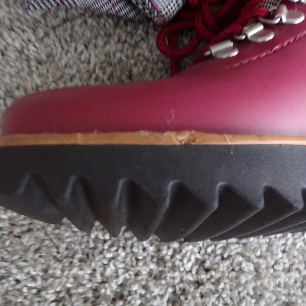 Bernardo Red boho Rain Winter boots 6